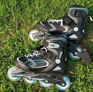 Advantage Pro Womens Rollerblade Set